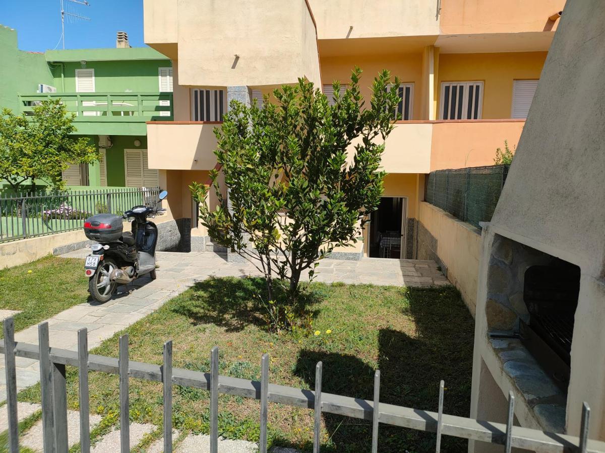 Oasy2 Apartment Villasimius Exterior foto